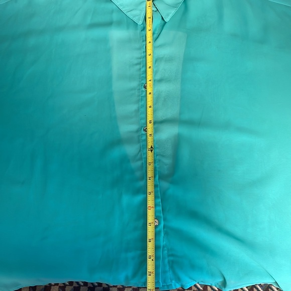 Semi sheer blouse - Picture 5 of 8